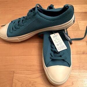 People footware : Phillips DreamMesh, Men’s size 11 . Brand New.